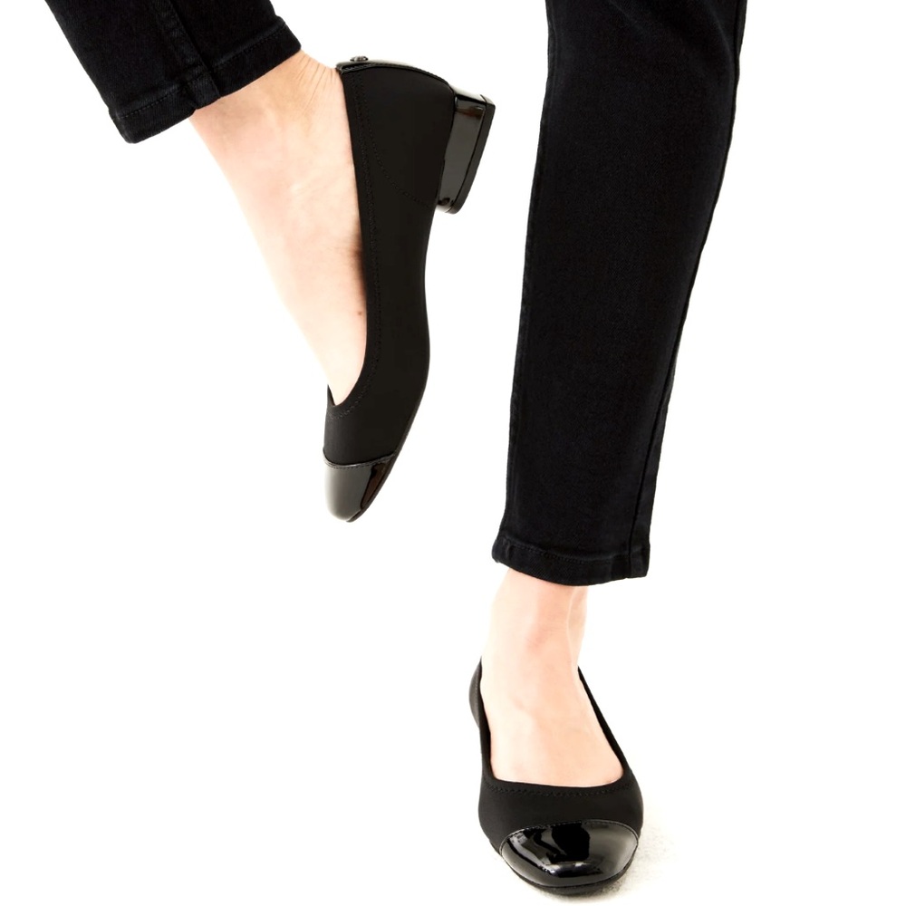 Black Ballet heels with Patent Toe
